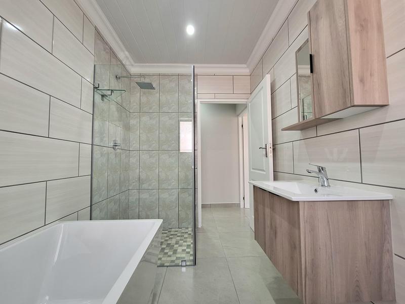 3 Bedroom Property for Sale in Island View Western Cape